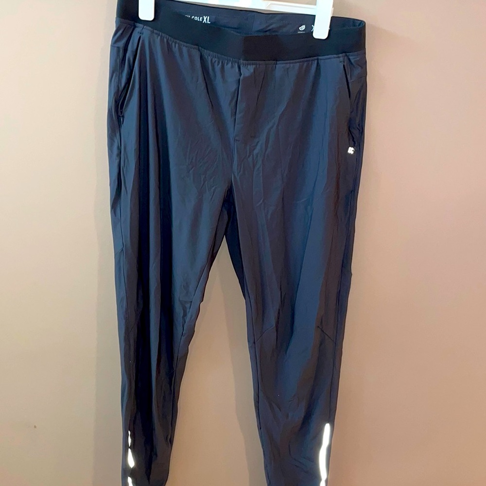 Kenneth Cole extra large active wear men’s pants